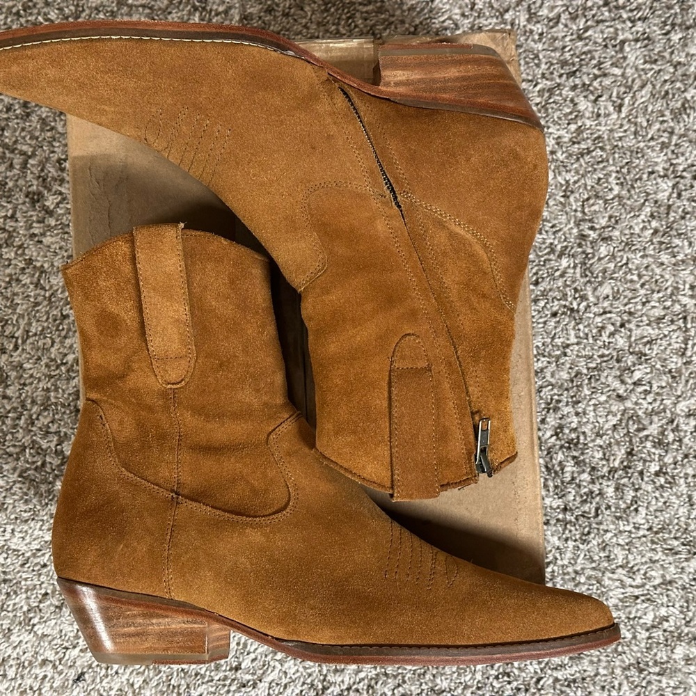 LuxxeMX Western Chestnut Boots